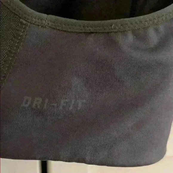 Nike DRI-FIT Sport Bra - Black - Size Small - Picture 5 of 5